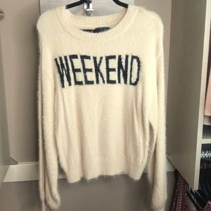 “WEEKEND” sweater